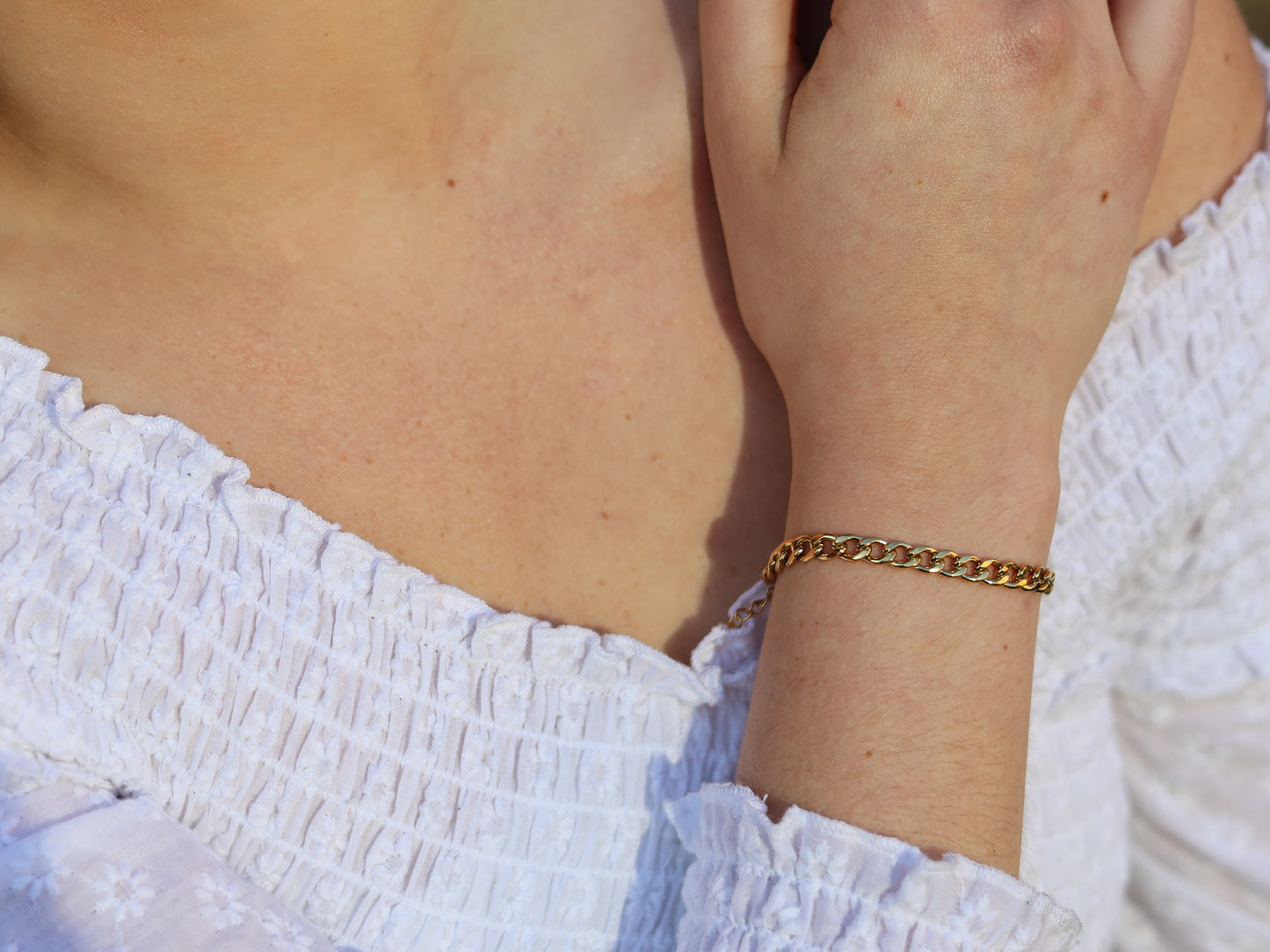 18K Gold Filled Amaro Bracelet in Adjustable Size
