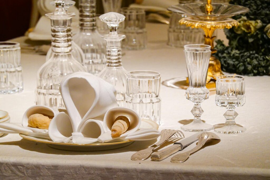 elegant dinner party