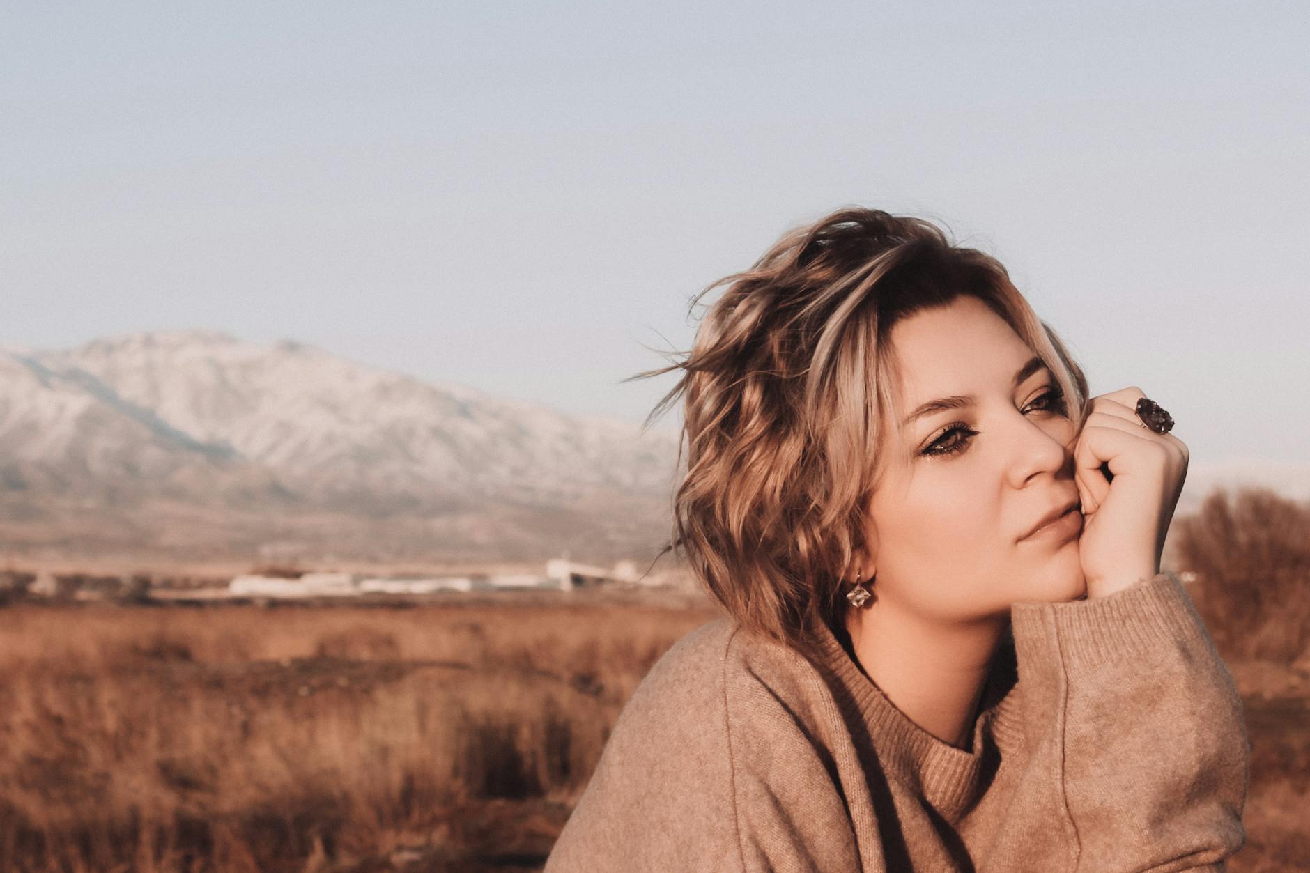 Kelly Clarkson bob